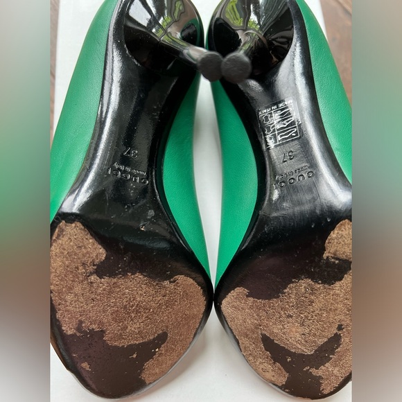 Authentic Gucci genuine leather peep toe heels - Picture 7 of 7